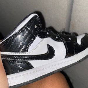 Jordan 10c used no laces with box not dirty clean just creesed